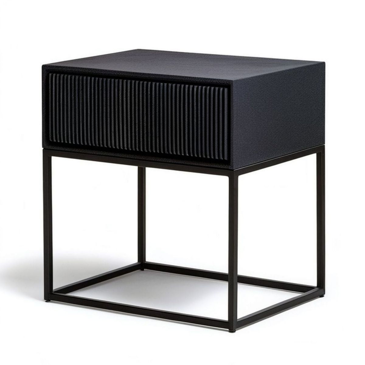 Schwarzer Nachttisch mit geriffelter Schublade, MDF, PU-Kunstleder und Stahl, 45 x 40 x 55 cm